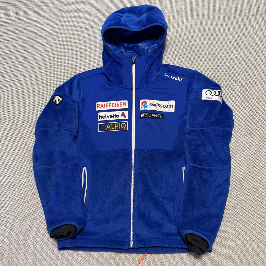 데상트 아우디 플리스 후드집업 자켓 상품이미지1