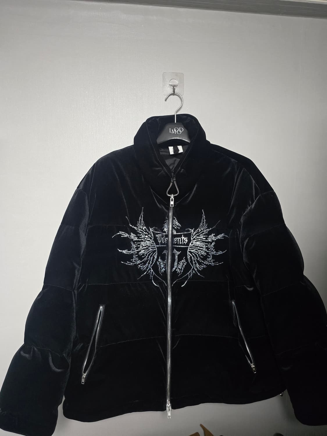 베트멍 엠브로이더리 푸퍼 패딩자켓 상품이미지1