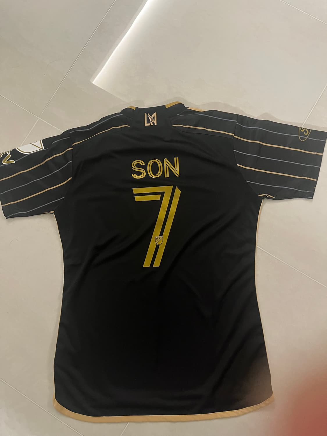 손흥민 유니폼 팝니다! 급처 상품이미지1