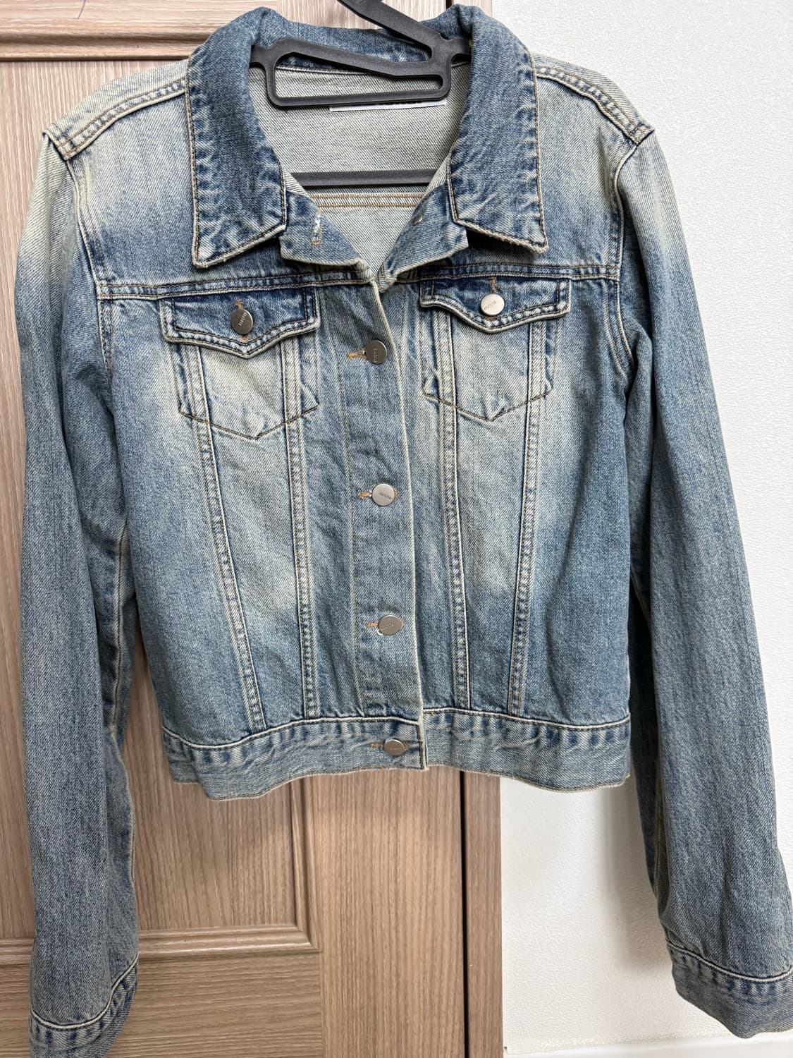 블랙업 스위텐 워싱 데님자켓 상품이미지2