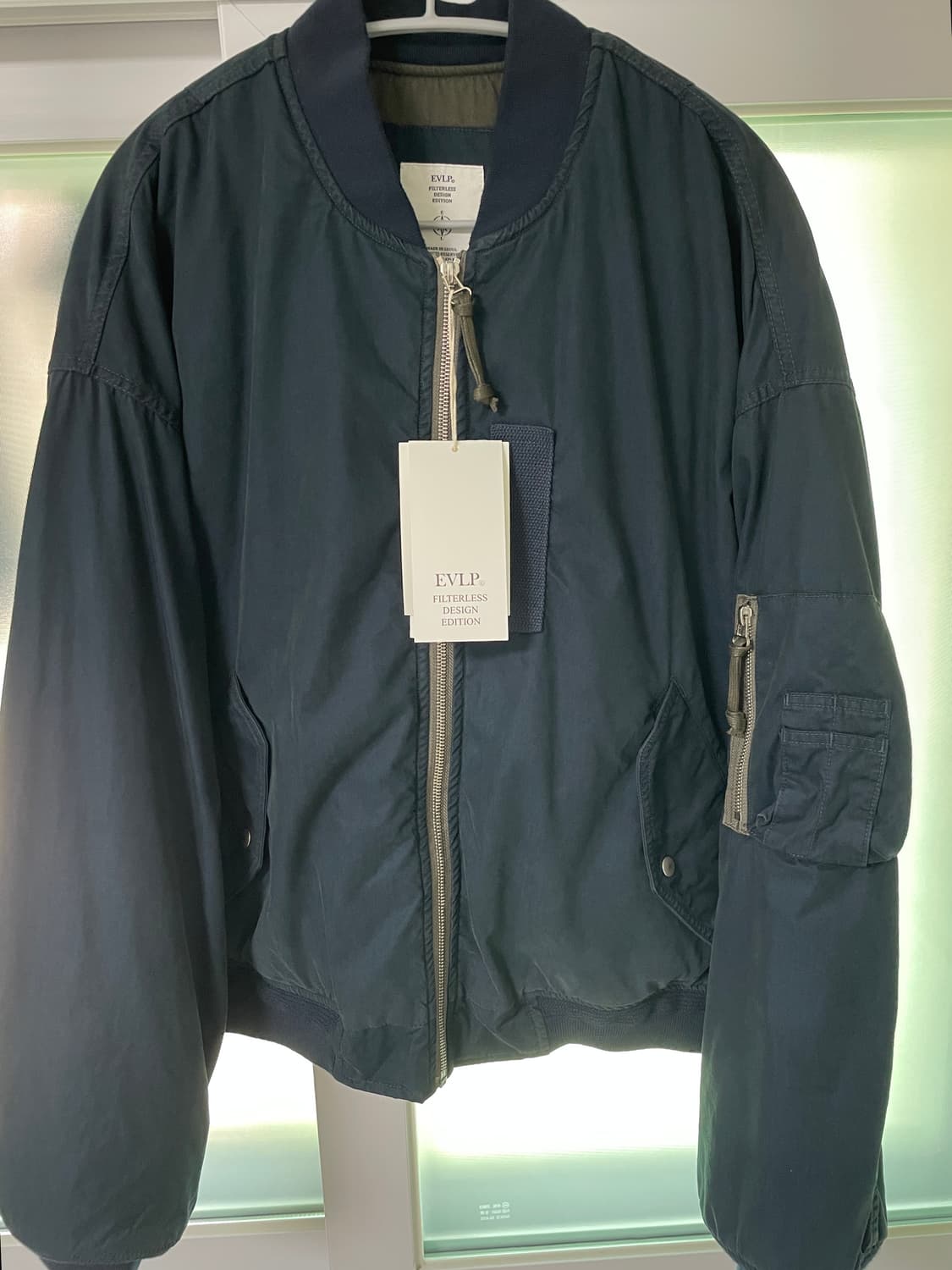 엔벨로프 팝업 ma-1 navy 2 상품이미지3