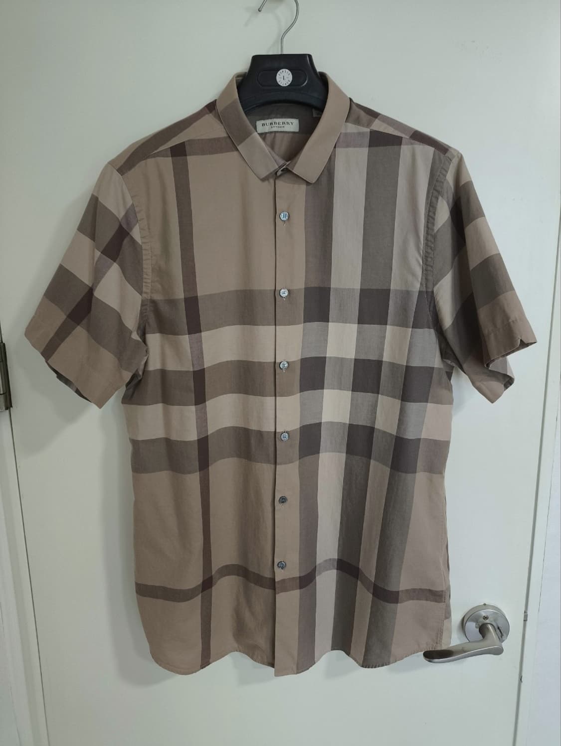 XL 버버리 노바체크 반팔 셔츠 톤브라운 상품이미지1