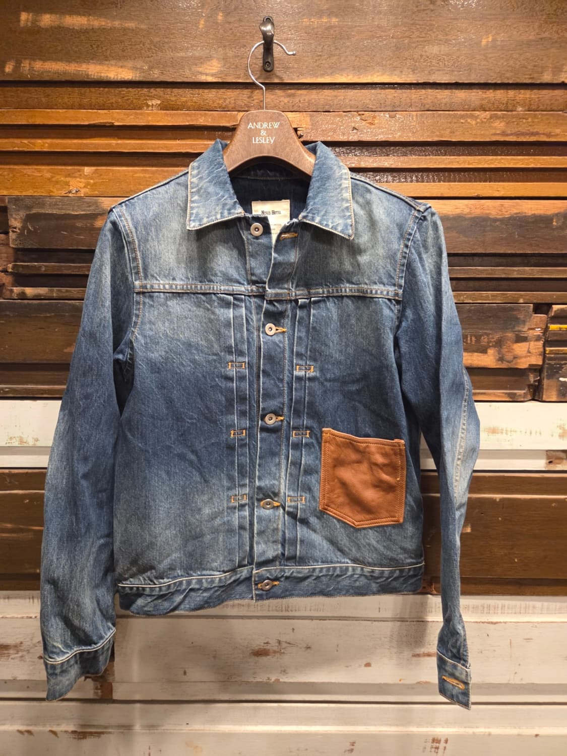 니서스 호텔 트러커자켓 상품이미지1