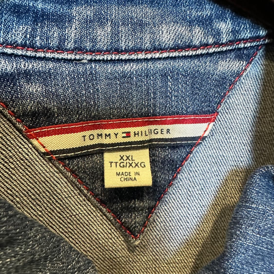 타미힐피거 데님 트러커 자켓 스판 인디고페이딩 디테일 상품이미지5