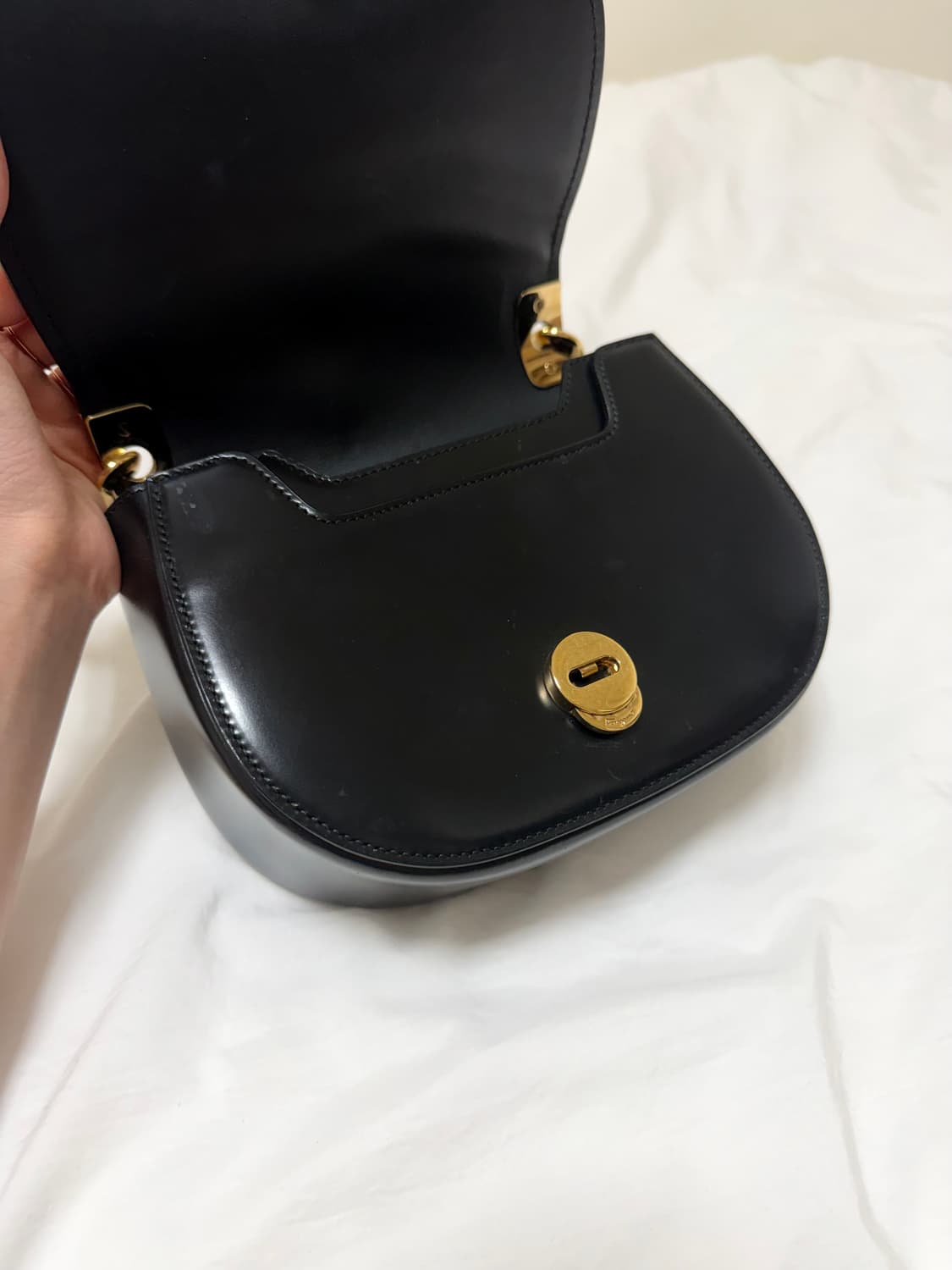 페라가모 안나 스몰 숄더백 21-g392 상품이미지5