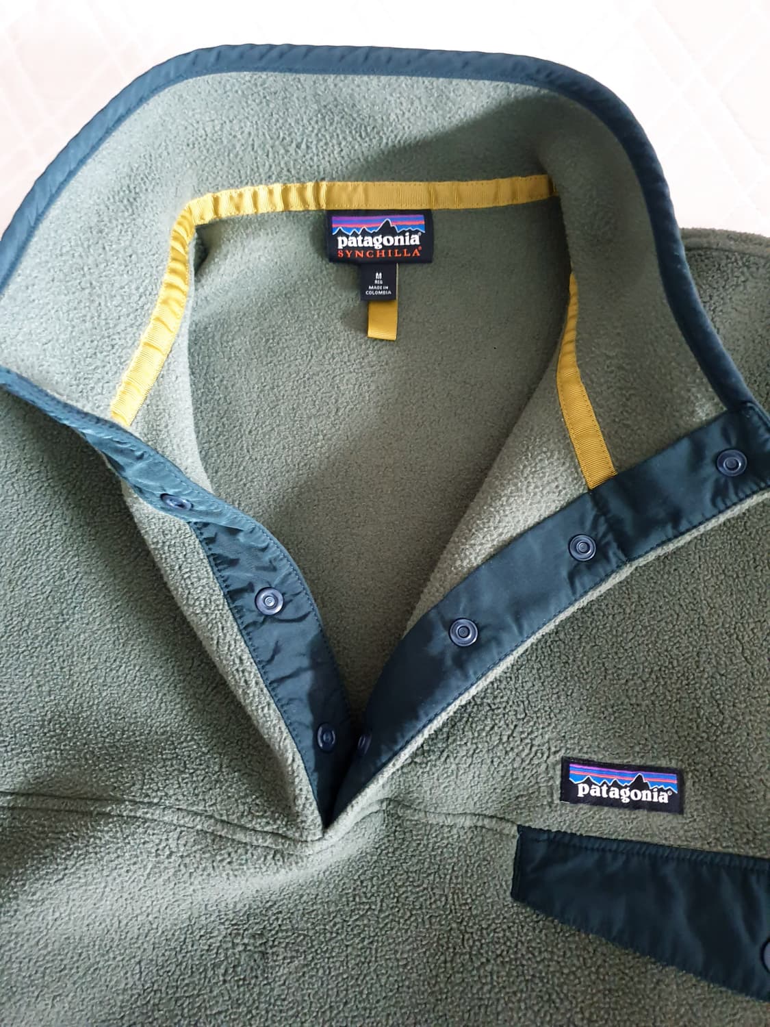 파타고니아 헤비웨이트 신칠라 풀오버 올리브 그린 카키색상  M
 상품이미지5