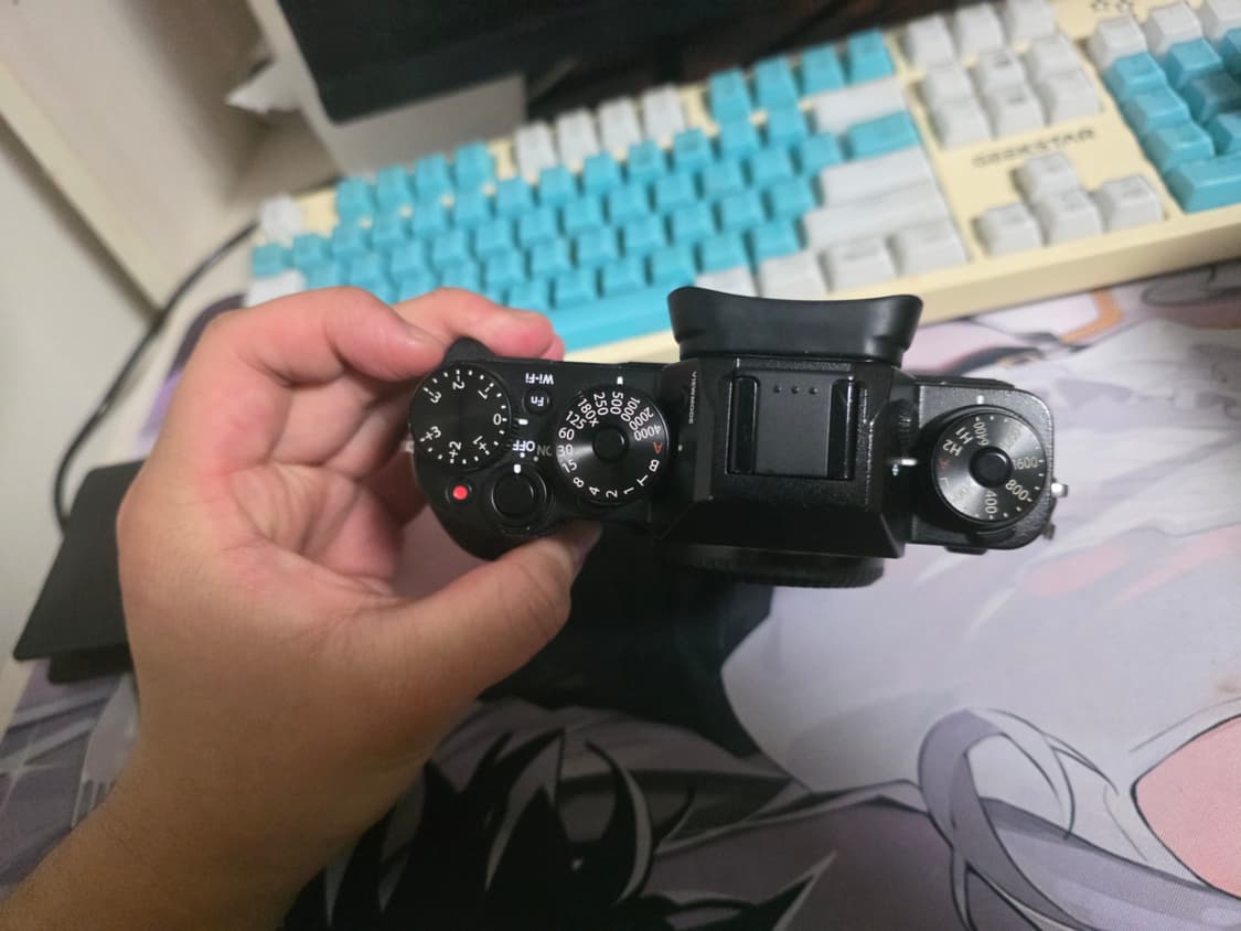 후지필름 X-T1 블랙 디지털카메라 셔터수200번대 팝니다 상품이미지6