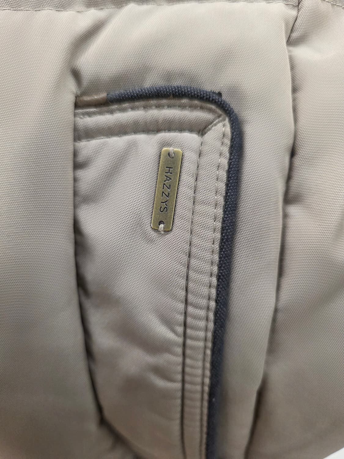 헤지스 여성 구스다운 롱패딩. 싸이즈 90
 상품이미지7