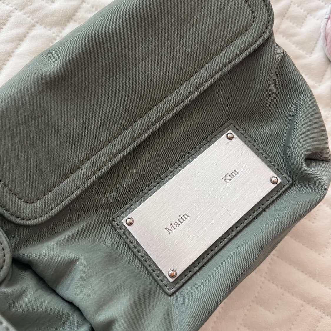 마뗑킴 숄더백 패브릭 런던 크로스백 카키 상품이미지5