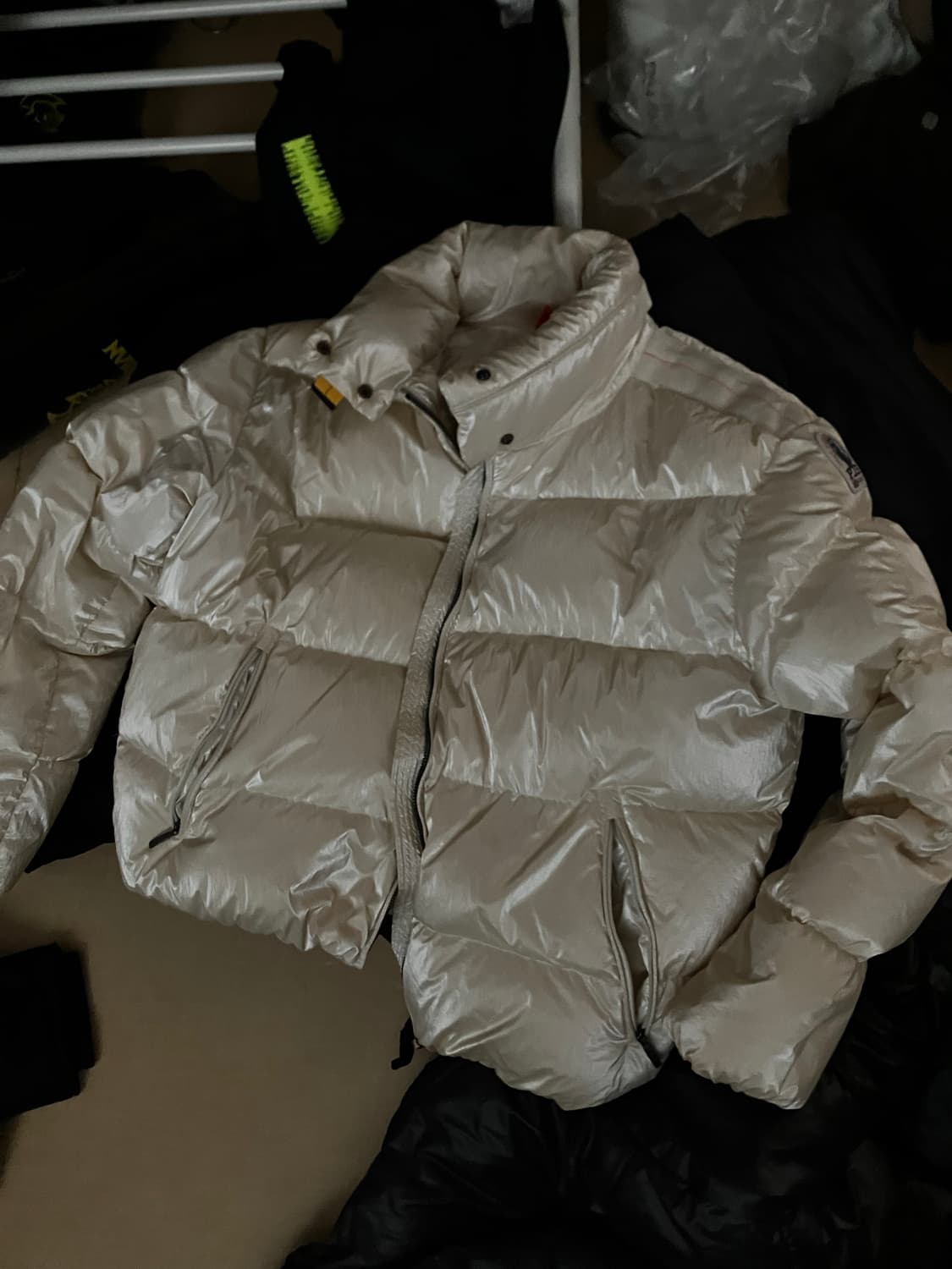 파라점퍼스 21Fw 피아 패딩 상품이미지1