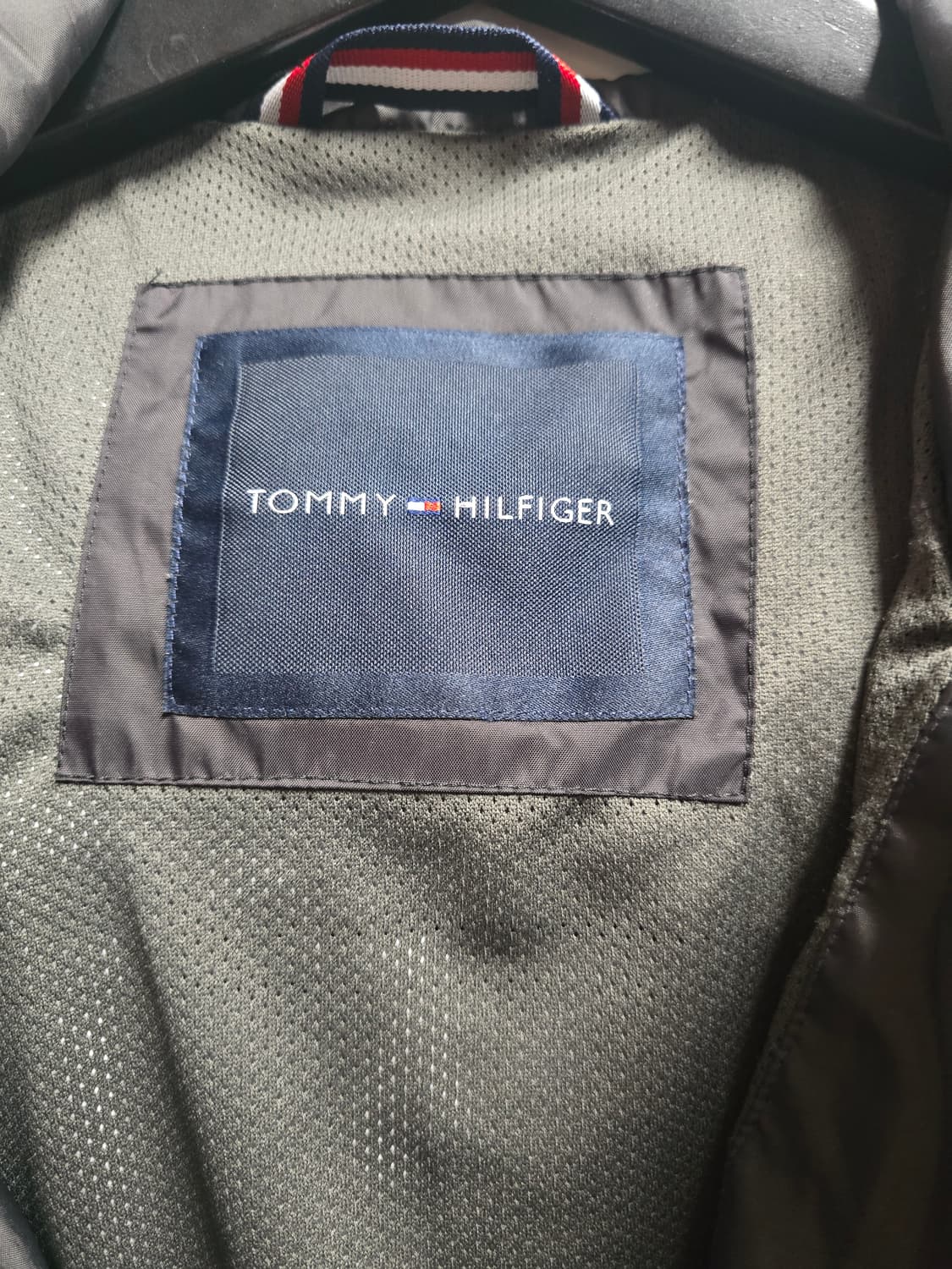 타미힐피거 경량 간절기 후드레인자켓 L(오버핏) 상품이미지3