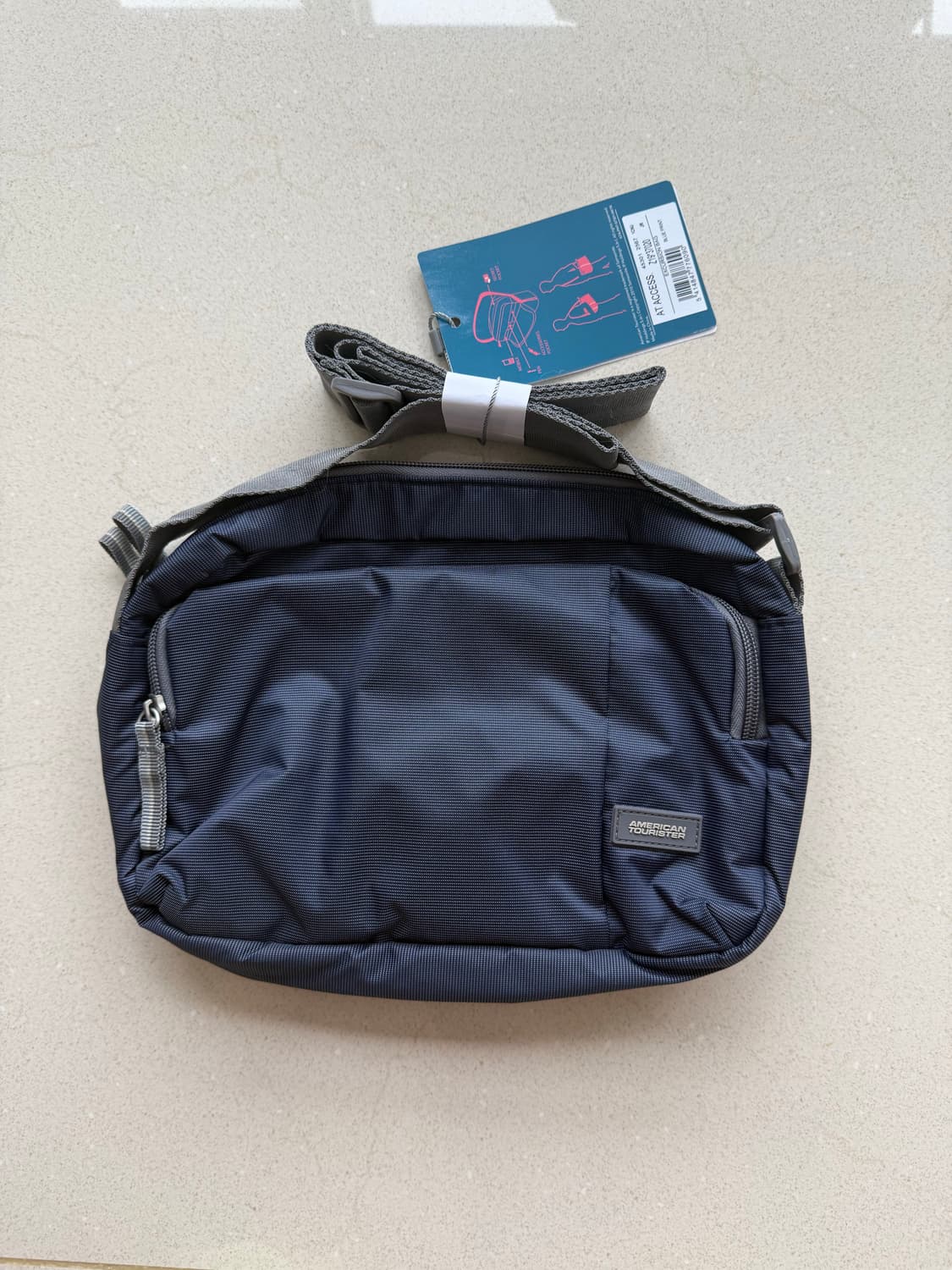 [새상품.최저가.정가30,000] 아메리칸투어리스터 크로스백 여행가방 상품이미지1