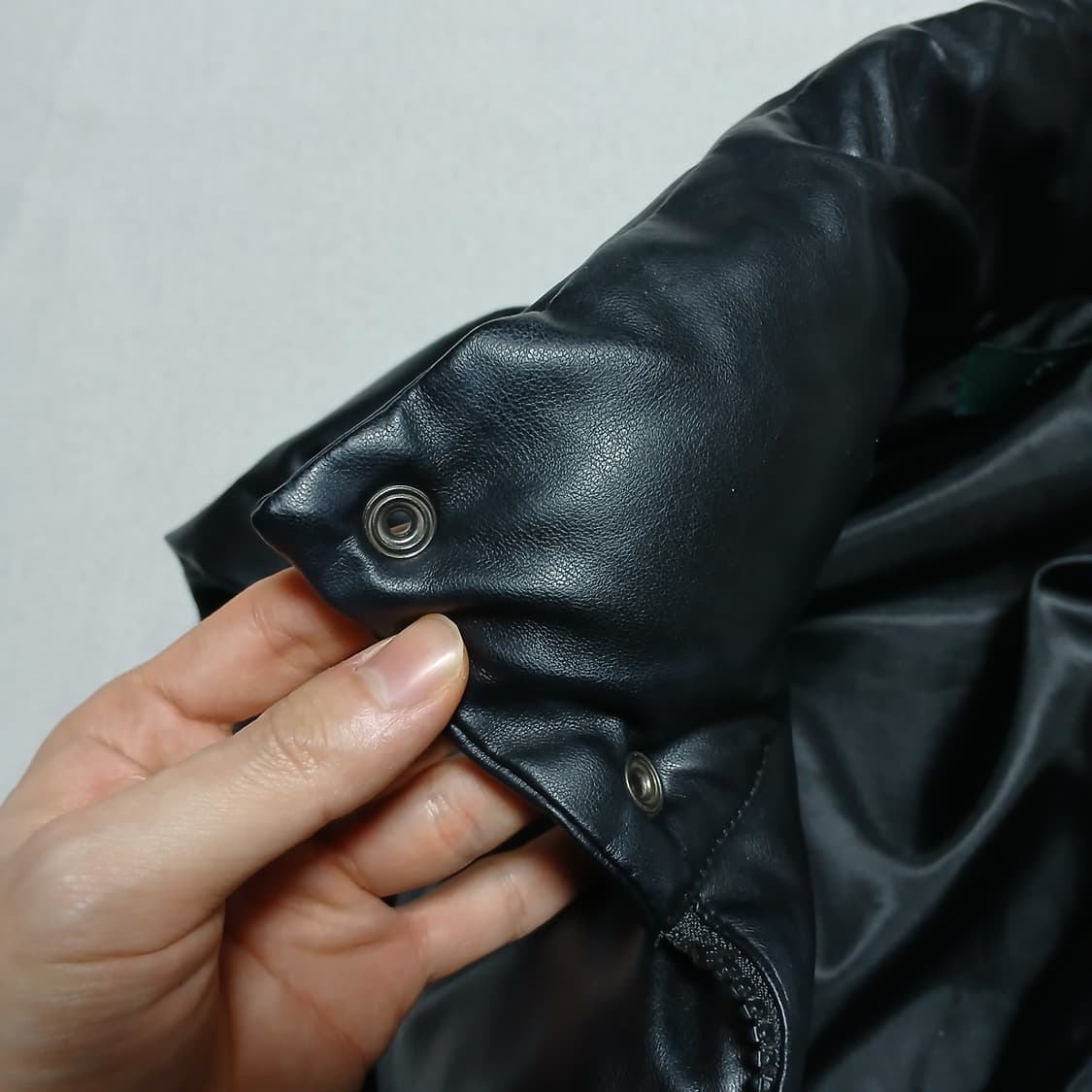 our wave 아워웨이브 레더 패딩 조끼 자켓 남녀공용 상품이미지8