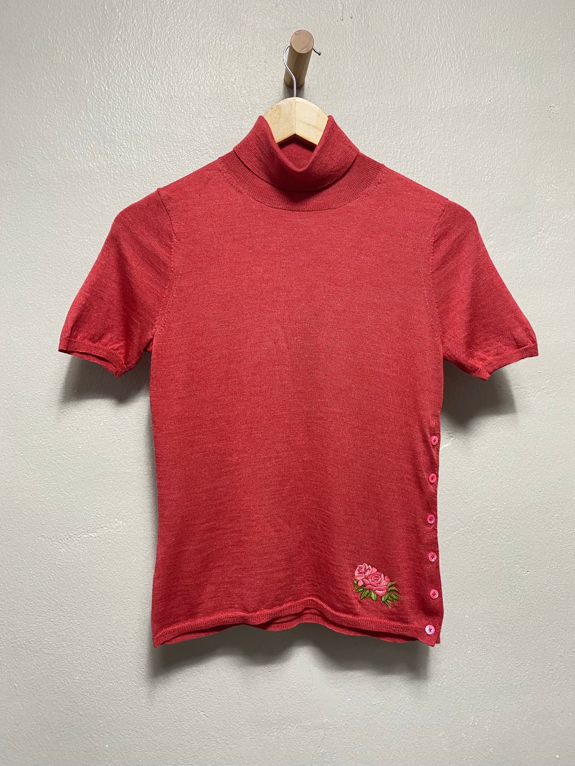 폴스미스 자수 디자인 하프 터틀넥 니트 상품이미지2