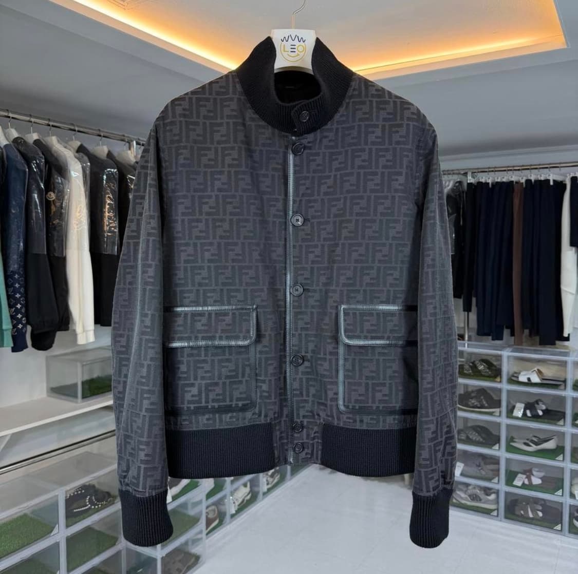 [리오브전포점] 펜디 FF 풀 모티프 패브릭 봄버 자켓 상품이미지1