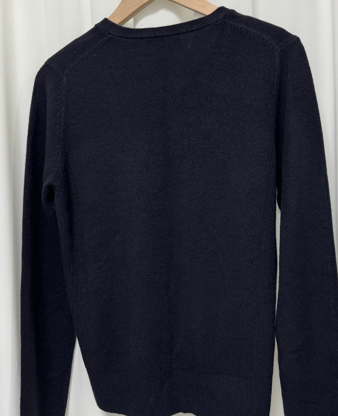 쉬즈미스 블랙 브이넥 니트 상품이미지5