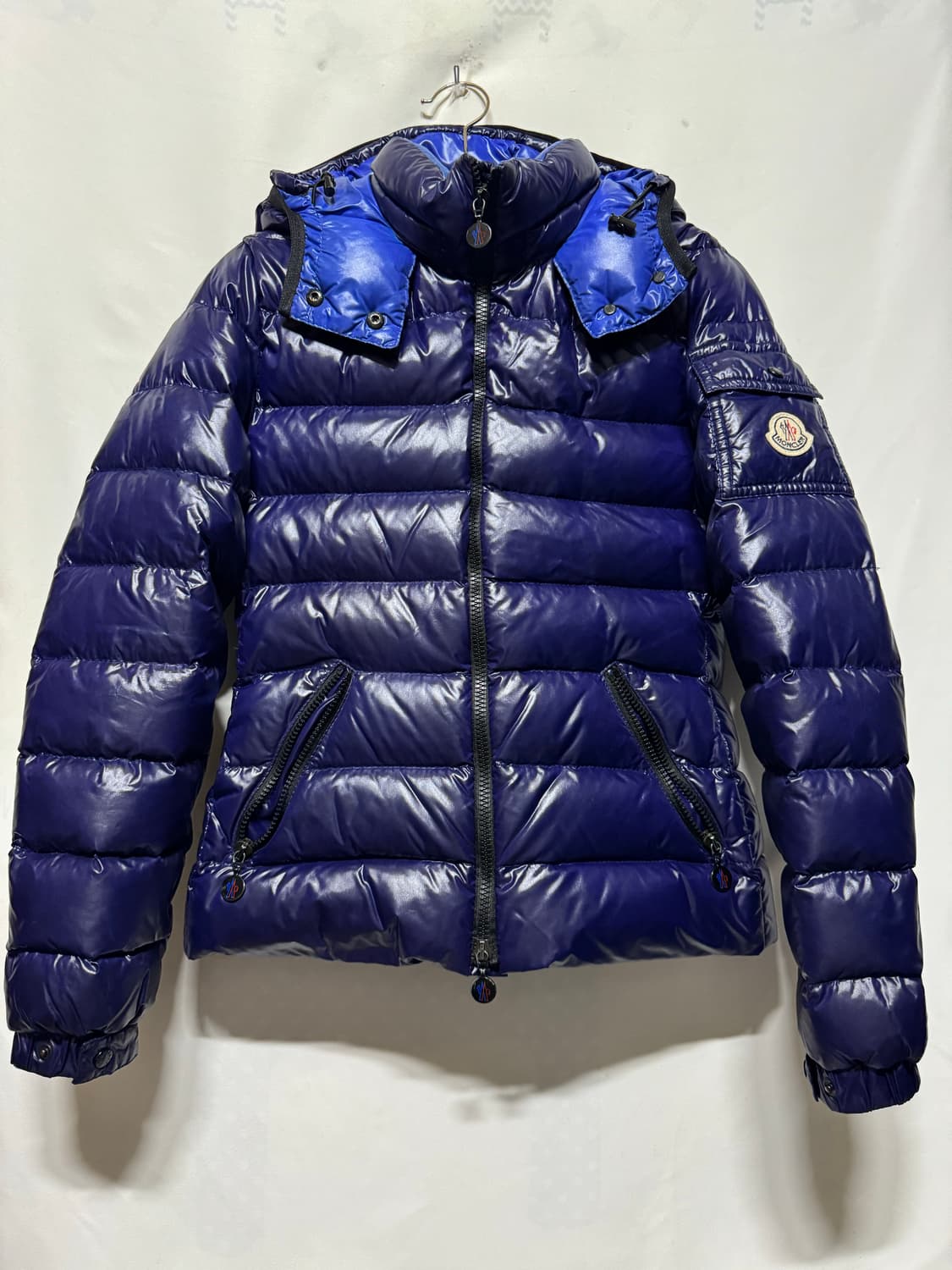 0 몽클레어 바디 다운 패딩 상품이미지1