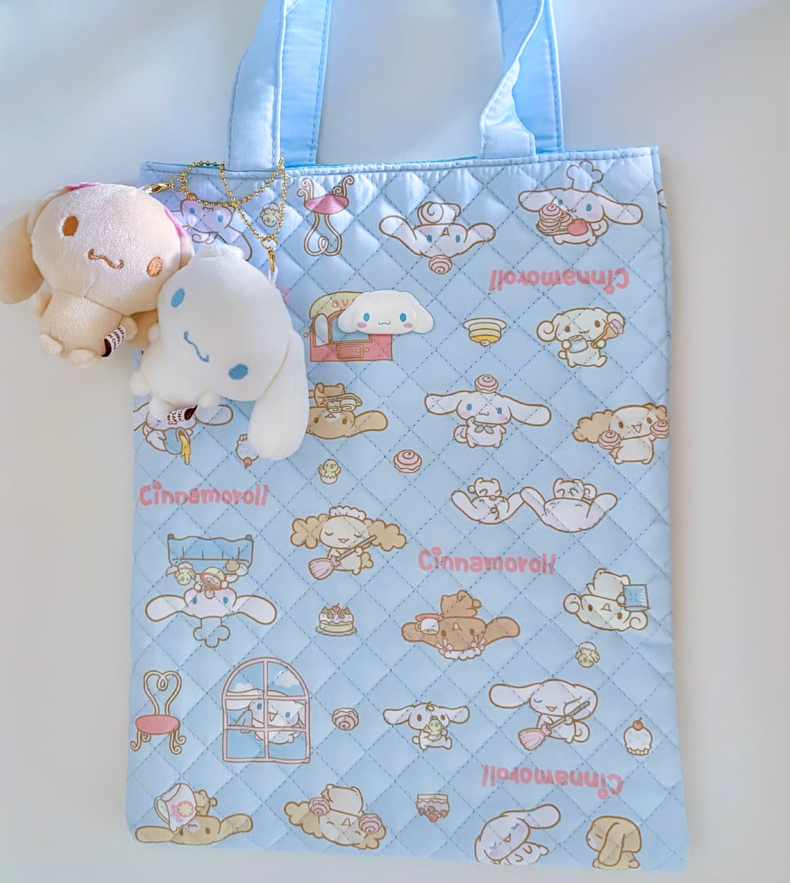 산리오 모두의 퀼트백 시나모롤 토트백 시나모롤 모카 자석키링인형 상품이미지1