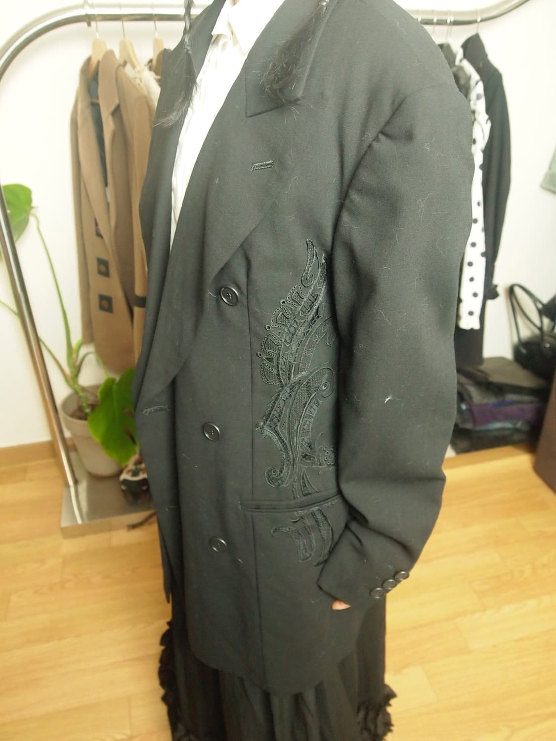 YSHIYUKI KONISHI 레이스 자수 자켓 상품이미지3