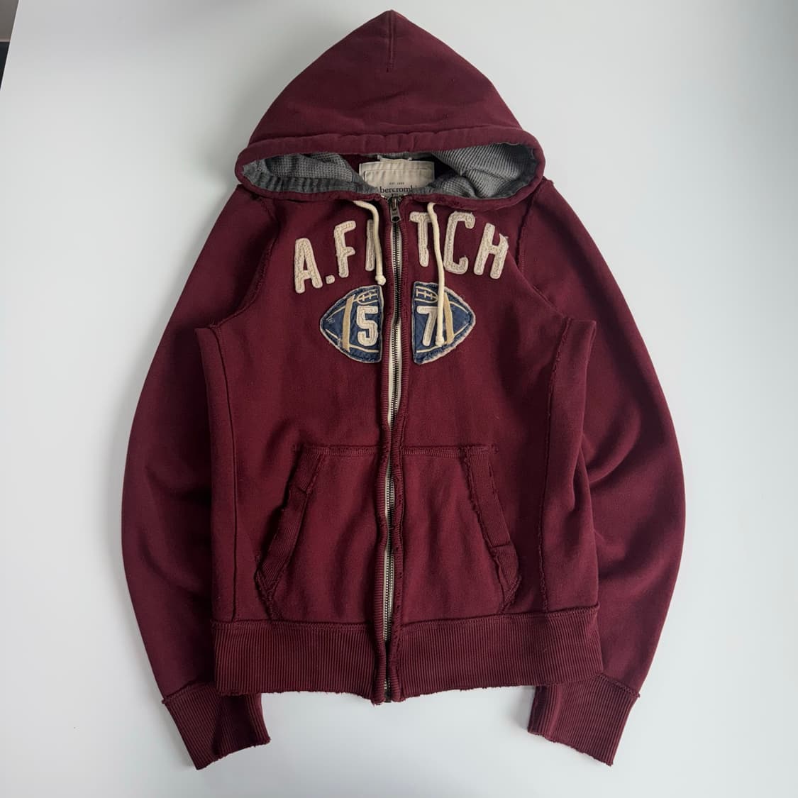 Abercrombie 아베크롬비 스펠아웃 로고 버건디 후드집업 상품이미지3