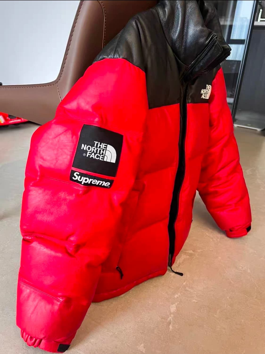 슈프림 x 노스페이스 레더눕시 레드 M 상품이미지3
