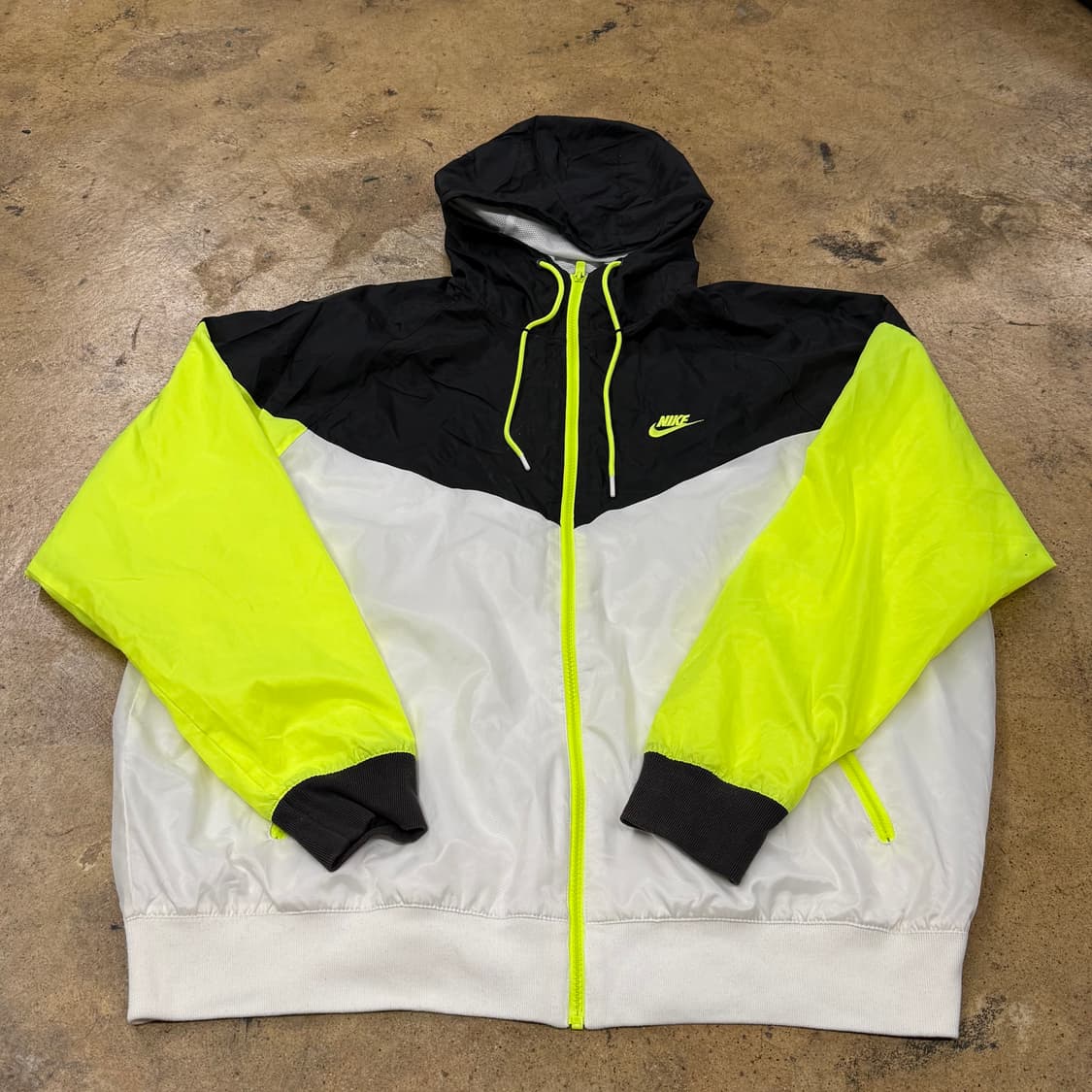[정품/XL] 나이키 바람막이 형광 블랙 화이트 b16 상품이미지2