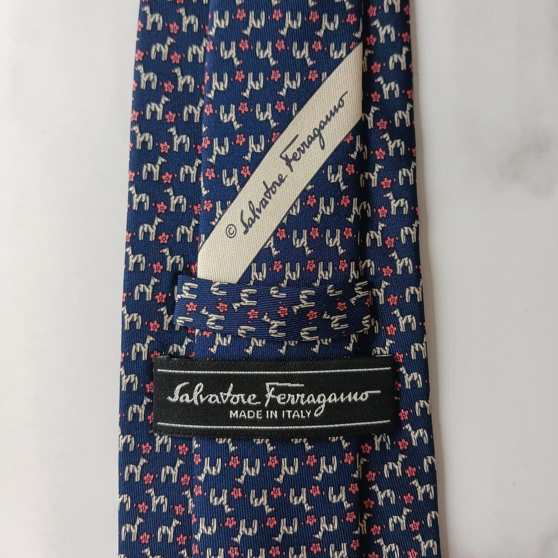 살바토레 페라가모 네이비 얼룩말 패턴 넥타이 8.8cm A등급 E957 상품이미지7
