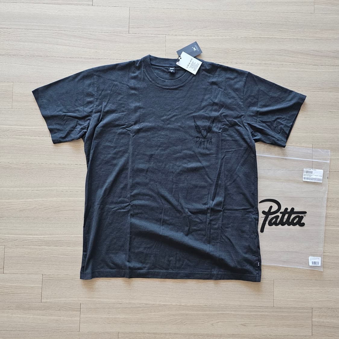XL 105 새제품) Patta 파타 앤젤 윙 문레스 나이트 반팔 티셔츠 상품이미지2