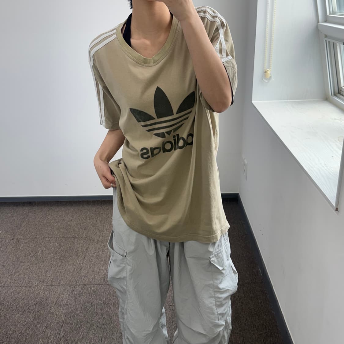 Adidas 아디다스 빅 파이어로고 카키 반팔 상품이미지2
