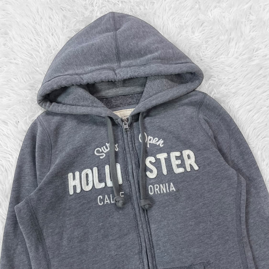 홀리스터 스펠 로고 후드집업 그레이 상품이미지3