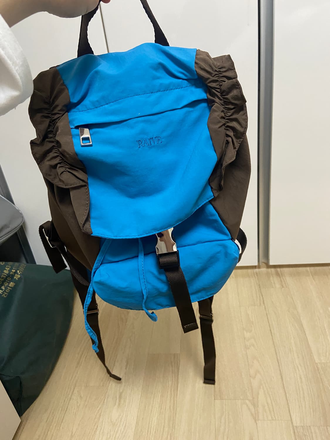 레이브 백팩 상품이미지3