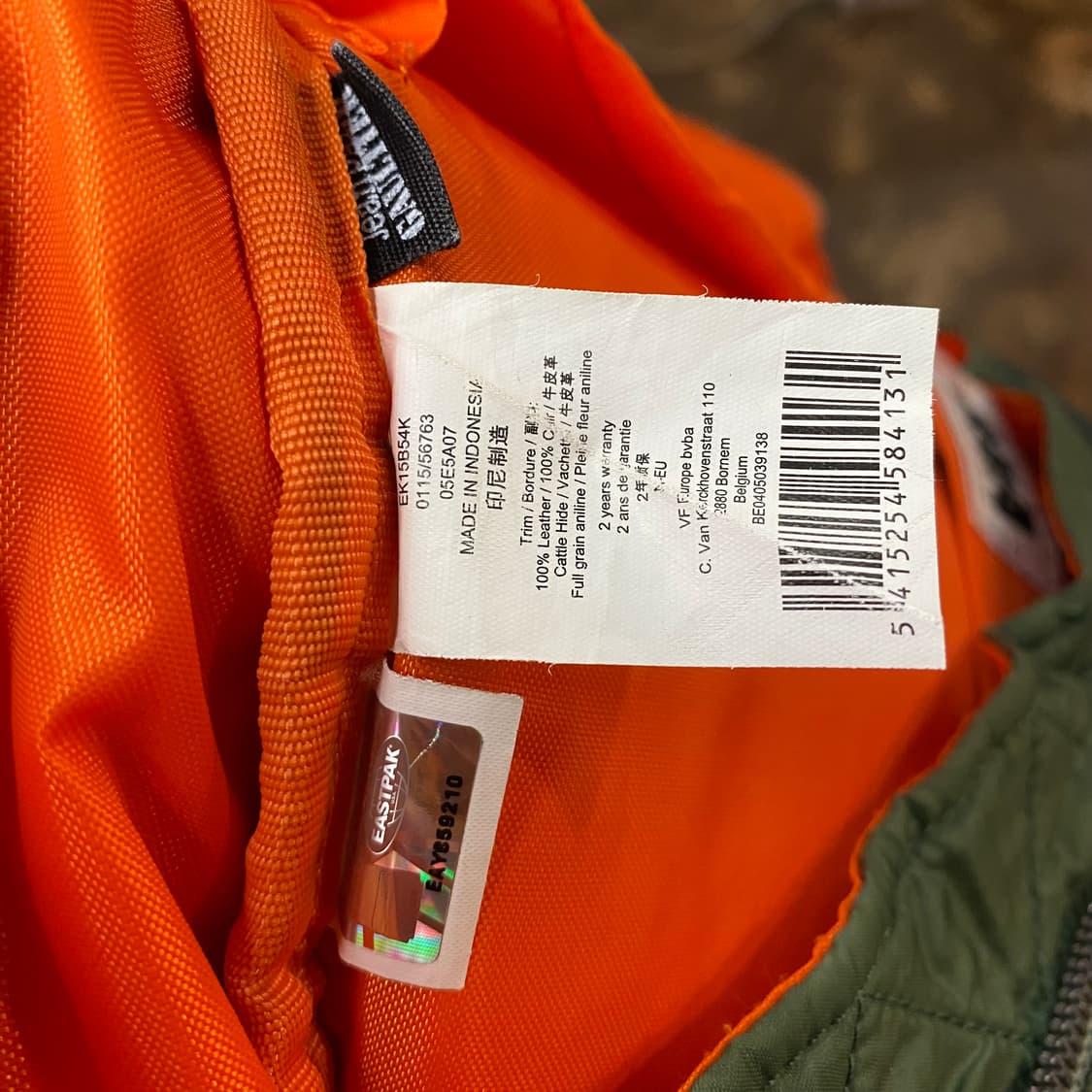 이스트팩 x 장폴고티에 백팩 카키 상품이미지9