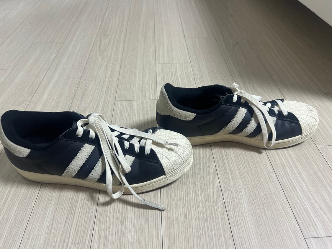 280)아디다스 슈퍼스타 82 블랙 화이트 상품이미지2