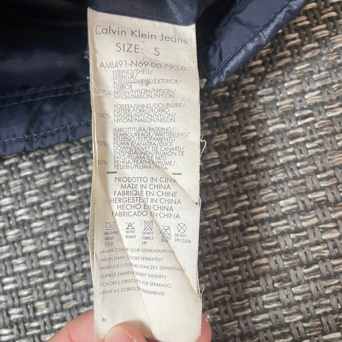 캘빈진스 네이비 자수 로고 경량 패딩 S 상품이미지5