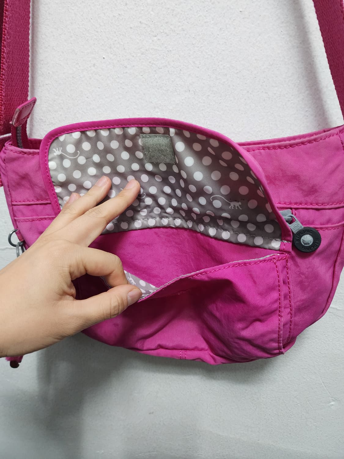 키플링 Y2K 핑크색 크로스백 가방  상품이미지4