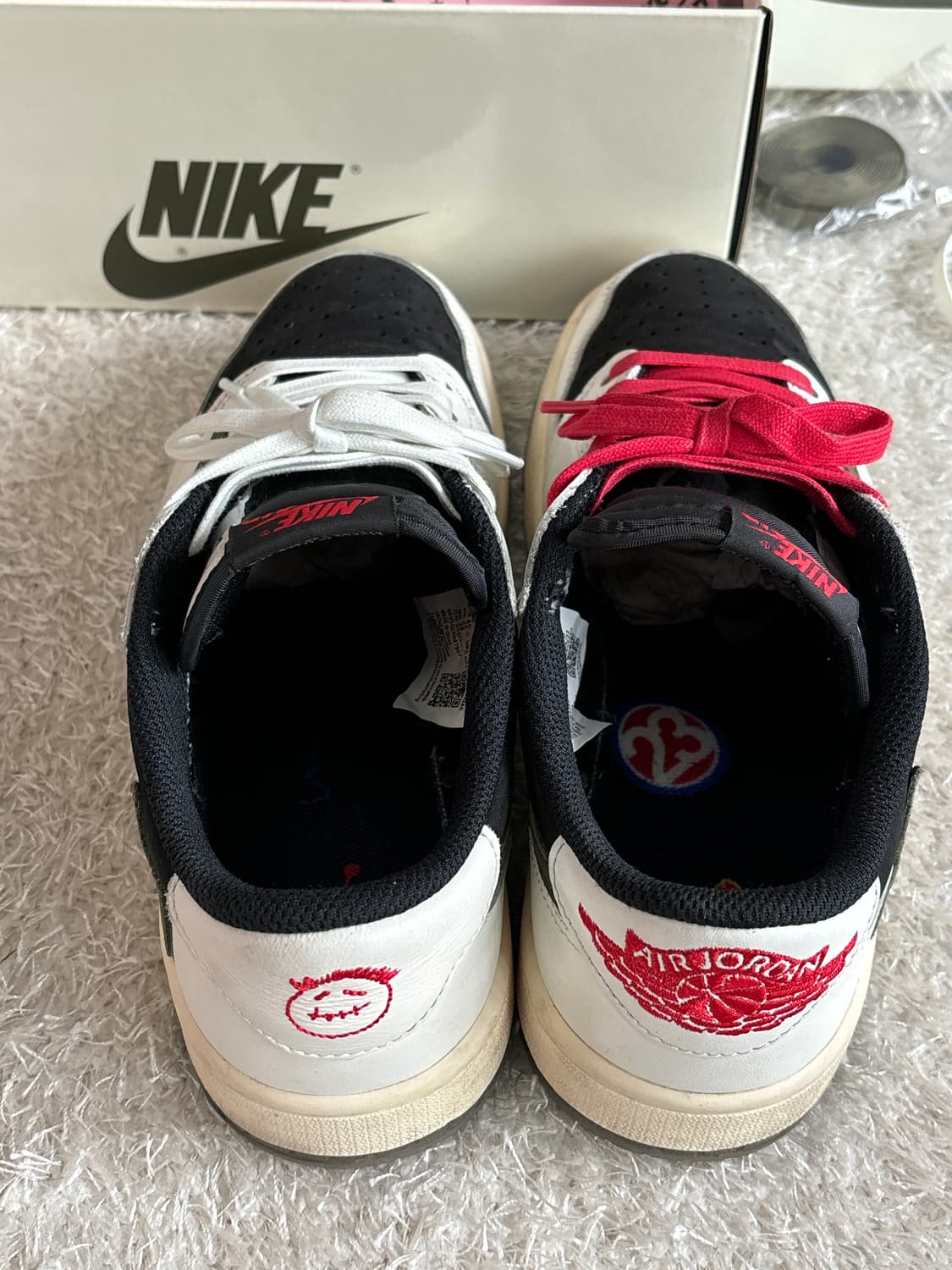 조던1 트래비스 스캇 레트로 로우 미디움 올리브 255 상품이미지3