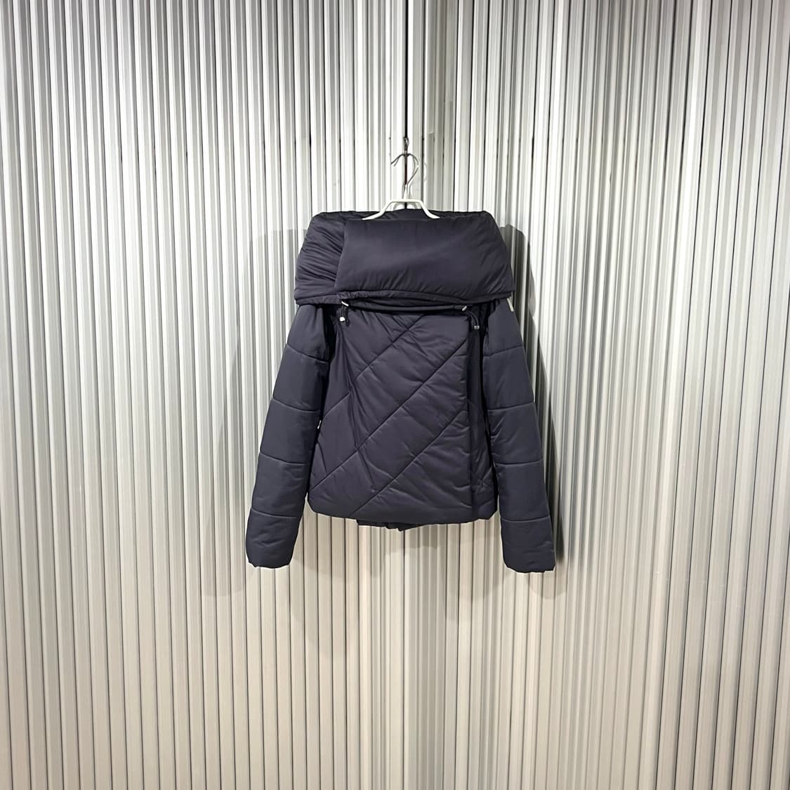 adidas x Stella McCartney puffer 상품이미지1