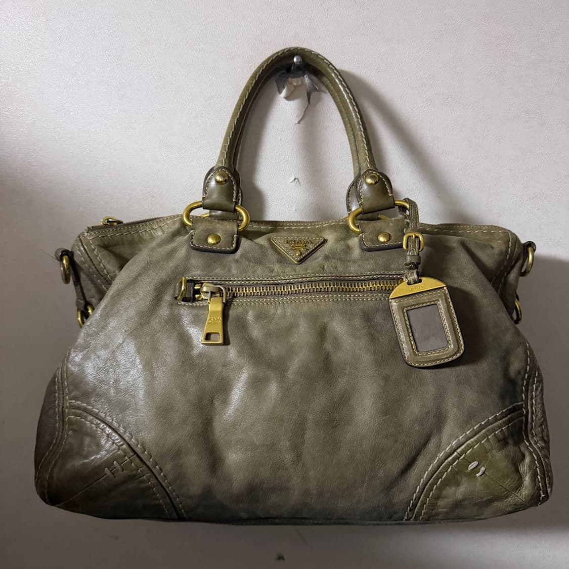 프라다 비텔로 샤인 빈티지 레더 토트백 상품이미지1