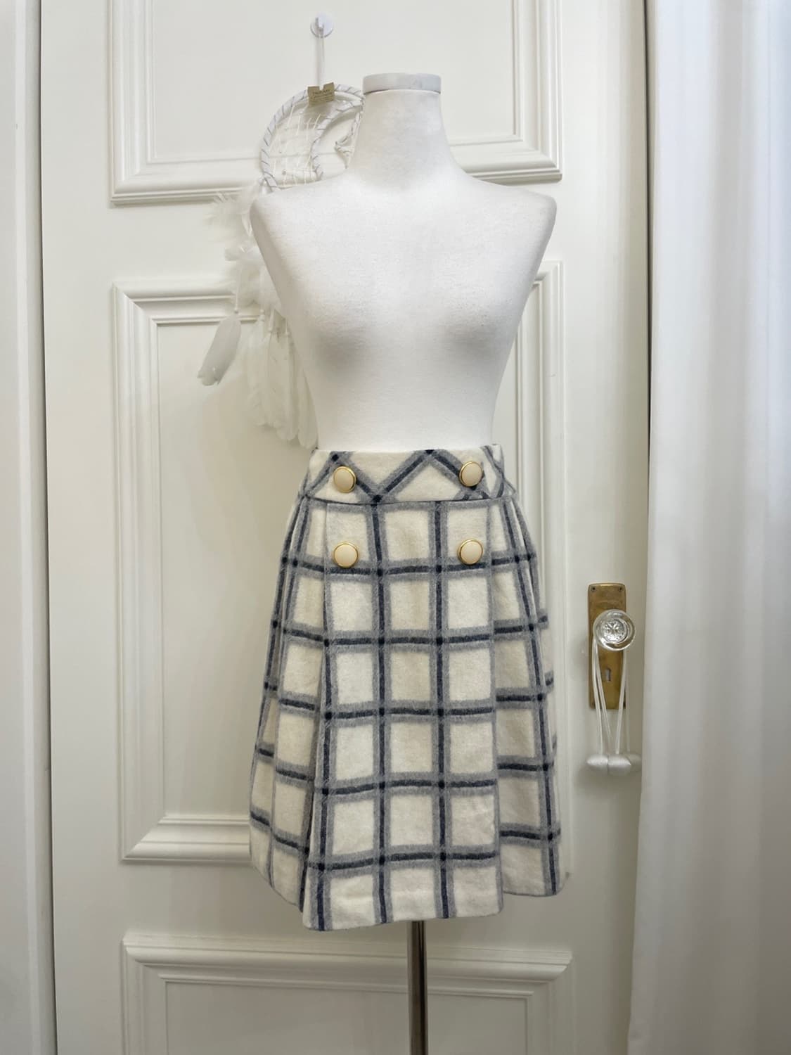 CDS BASIC ivory gray check button point 상품이미지1