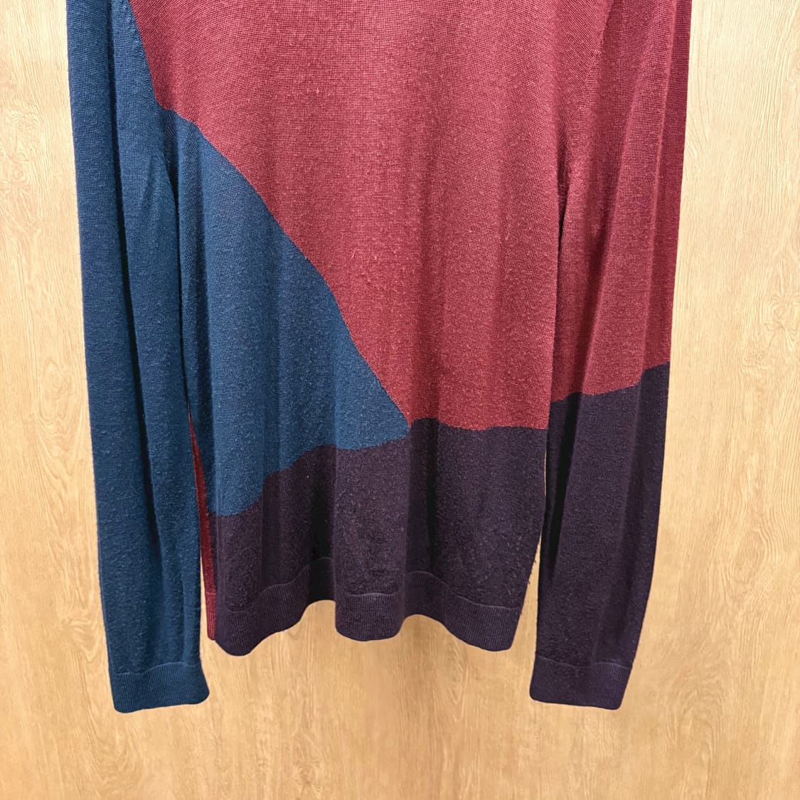 아르마니 익스체인지 라운드넥 울 긴팔 니트 배색 디테일 레귤러핏 와인 상품이미지5