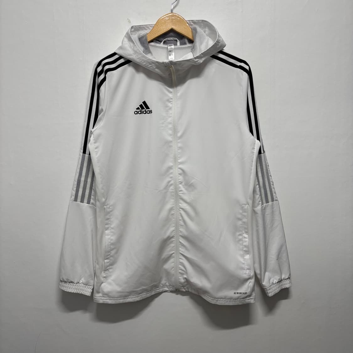 아디다스 화이트 후디 바람막이 상품이미지1