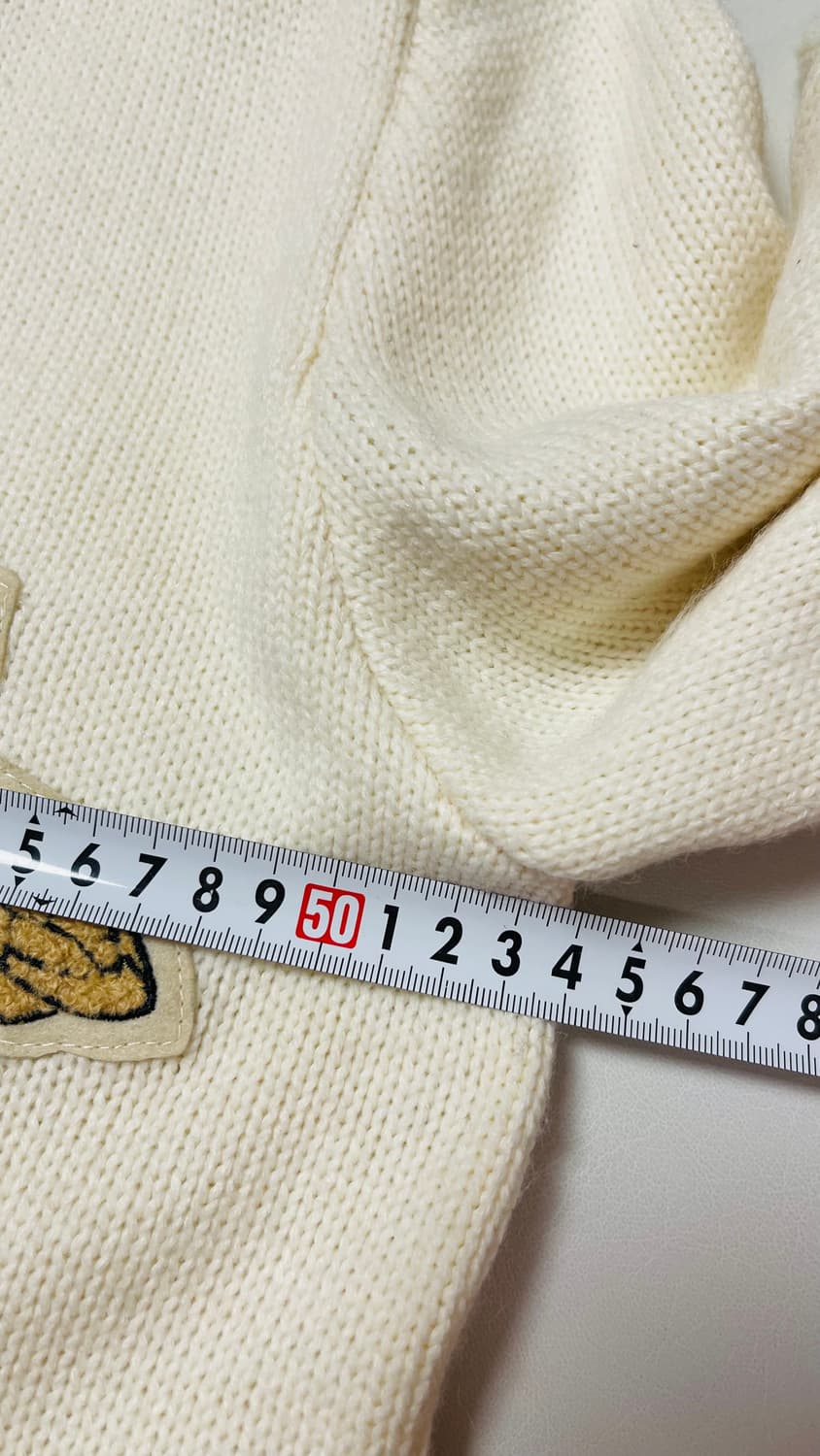 구찌 벌 자수 브이넥 니트 XL 프레피룩 실착 1회 상품이미지9