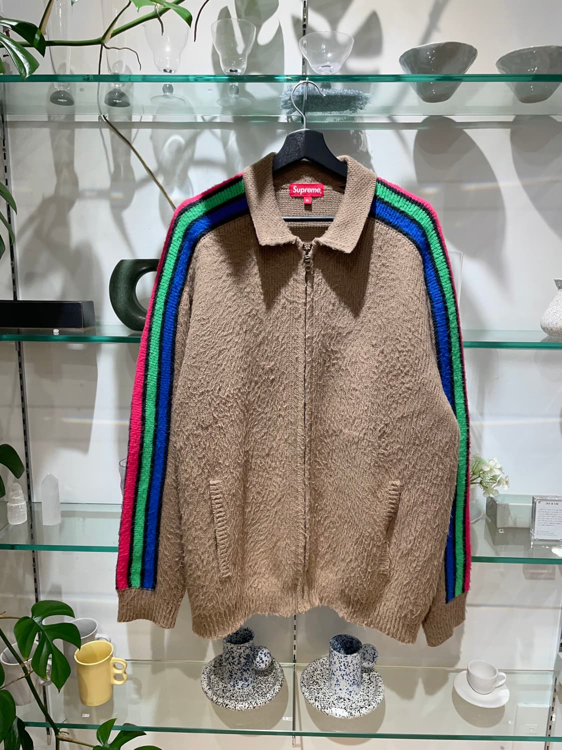 슈프림 stripe zip up dusty brown sweater 상품이미지1