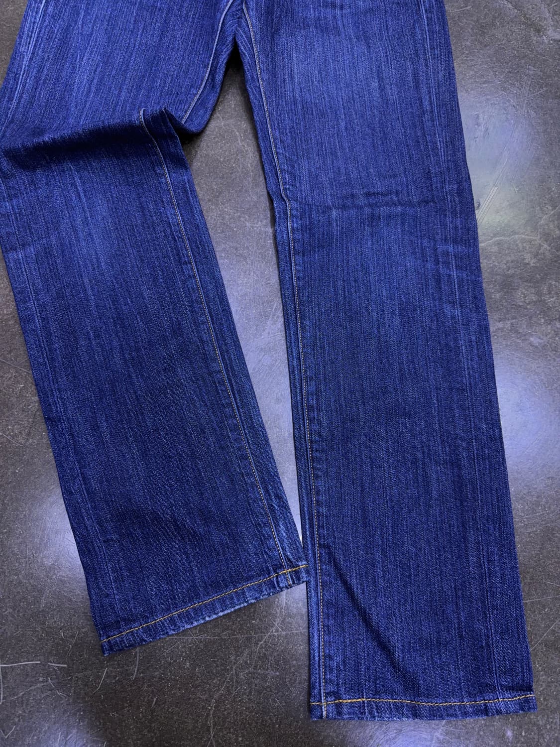 리바이스 511 슬름 스키니핏 헤어라인 워싱 데님팬츠 31 상품이미지4