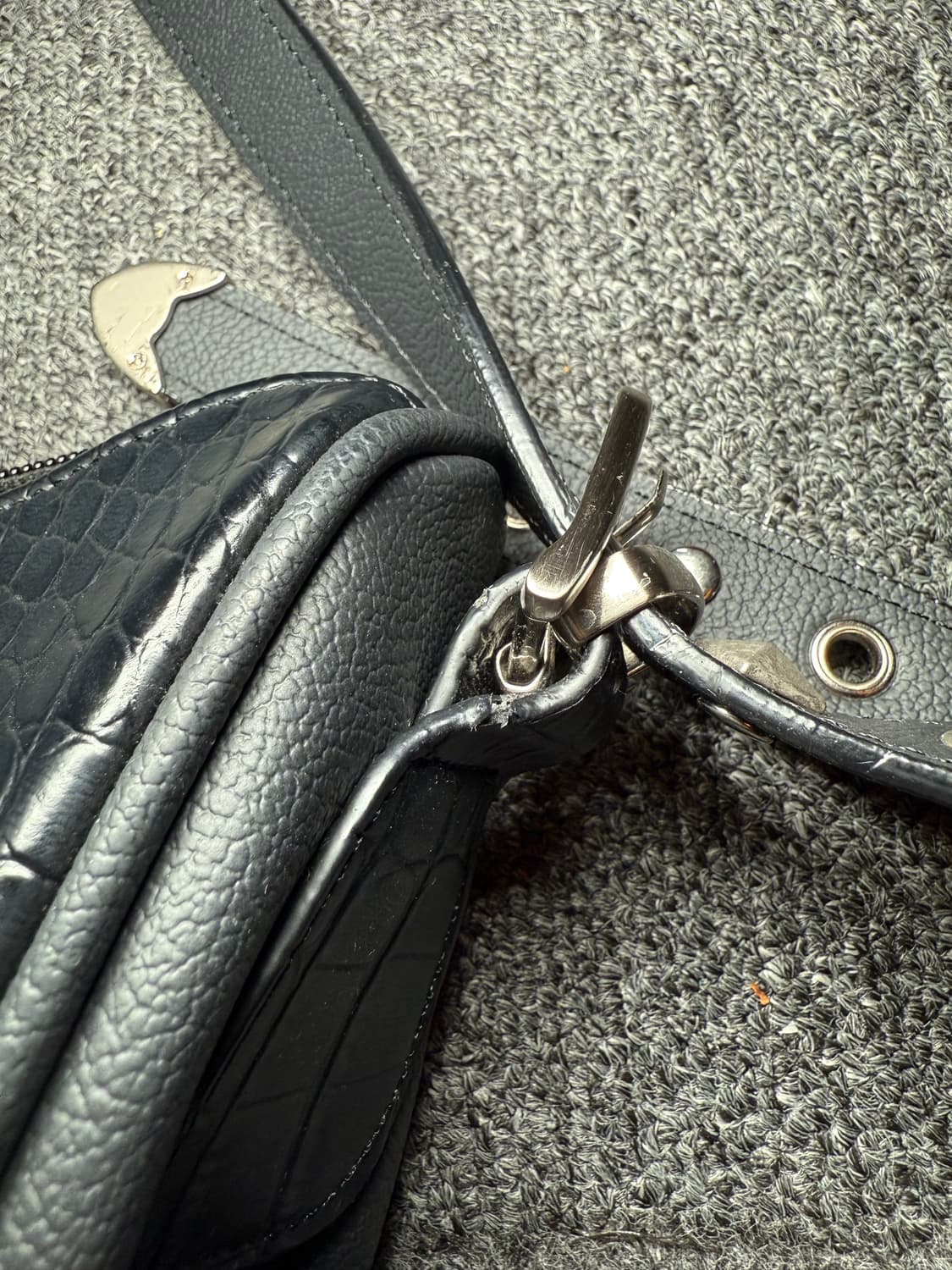 이우가마카라스 웨스턴 백 studded western bag 상품이미지6