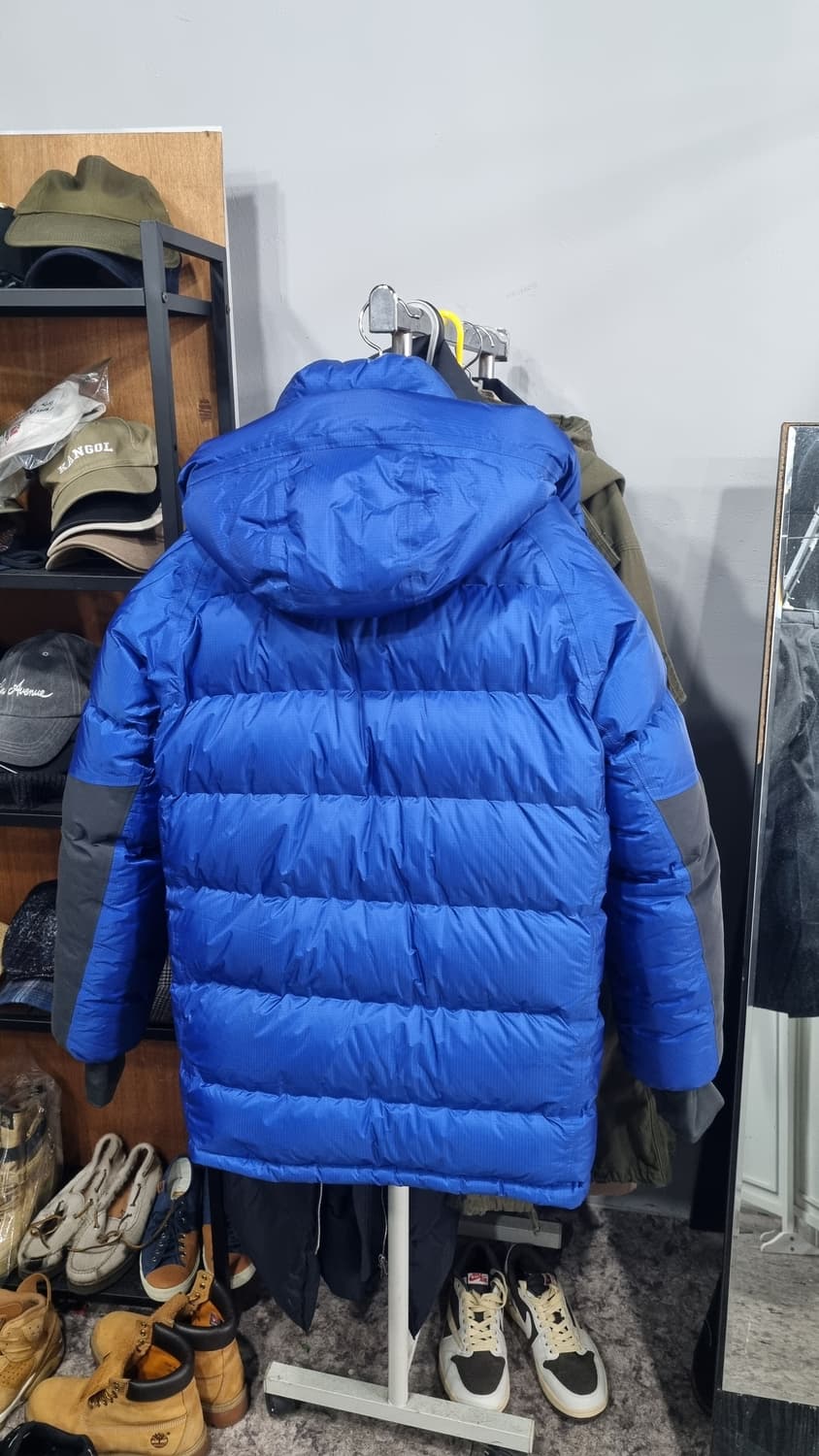 마운틴하드웨어)) 구스다운 대장패딩 앱솔 95~100 (표기S) 상품이미지3