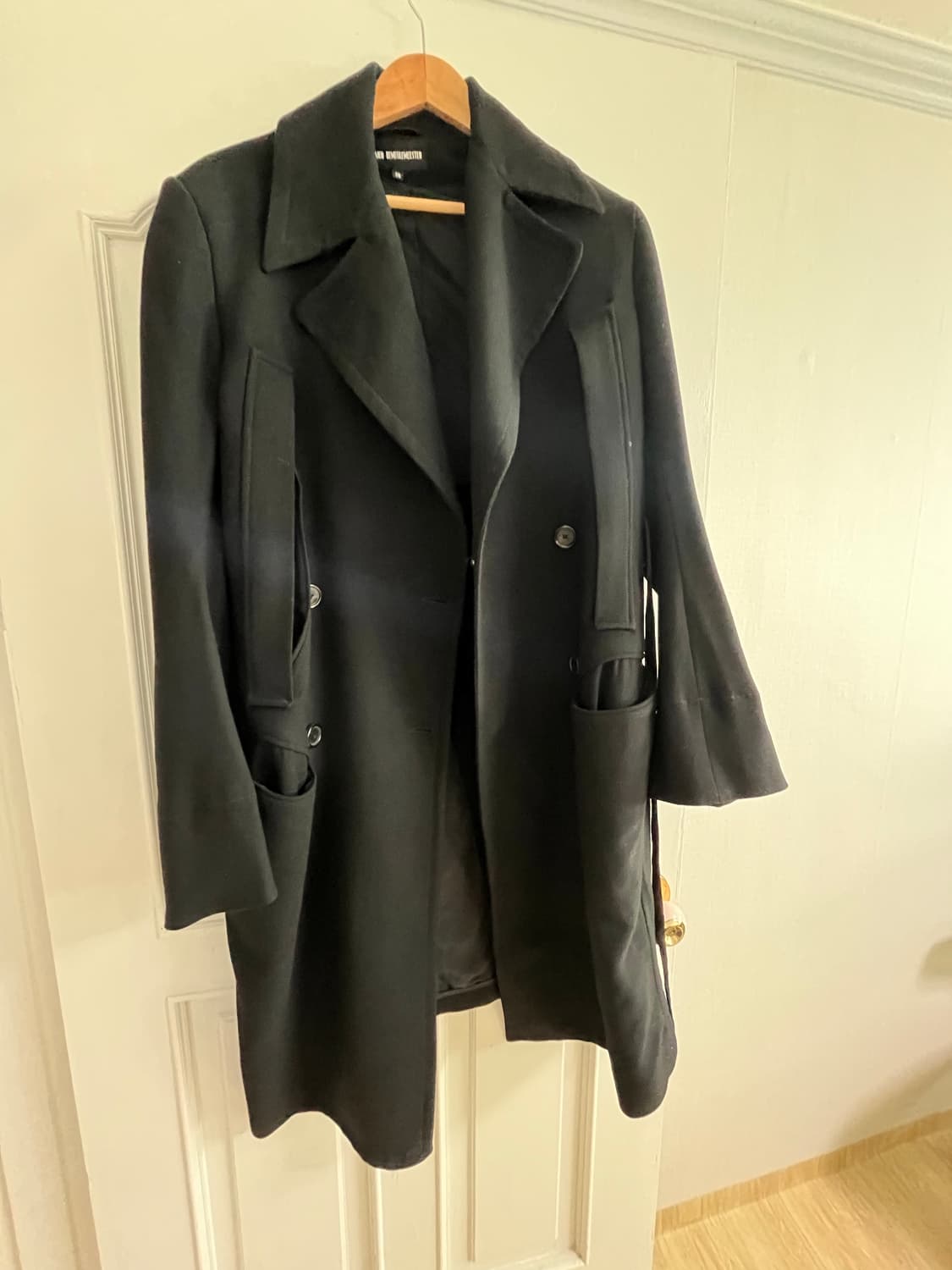 Ann Demeulemeester 앤 드뮐미스터 컷 슬릿 롱 블랙 코트 상품이미지2