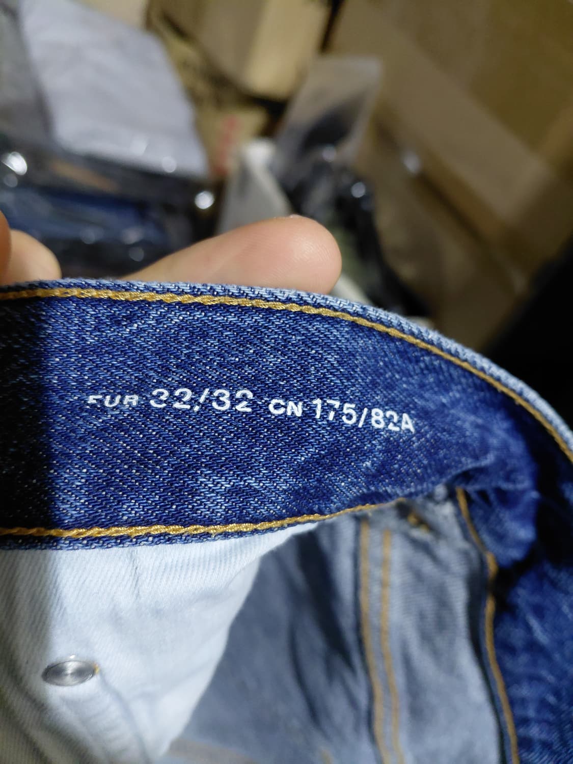 [아르켓]슬림 스트레치 데님 청바지 32사이즈  상품이미지3