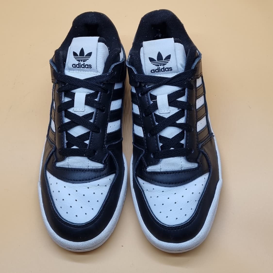 아디다스 포럼 로우 범고래 여성운동화240  상품이미지2