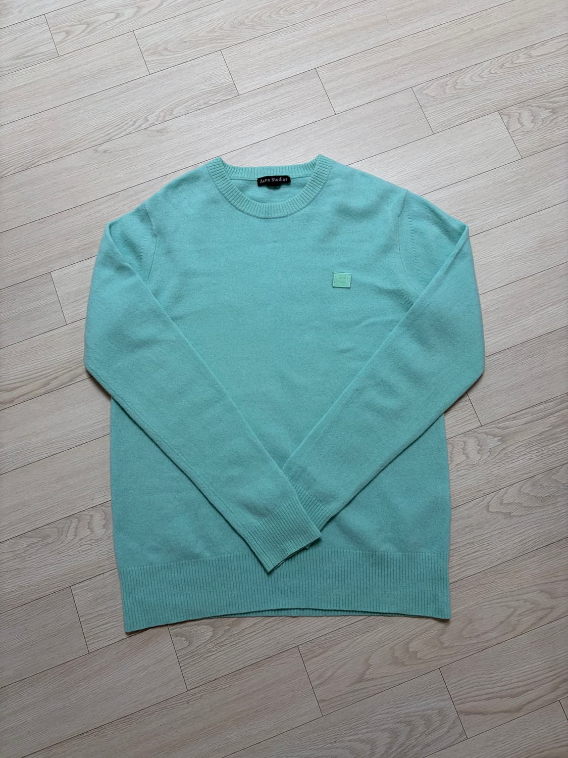 아크네 날론 페이스 니트 민트 Lsize 상품이미지1